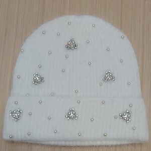 Elegant White Beanie with Pearl Accents